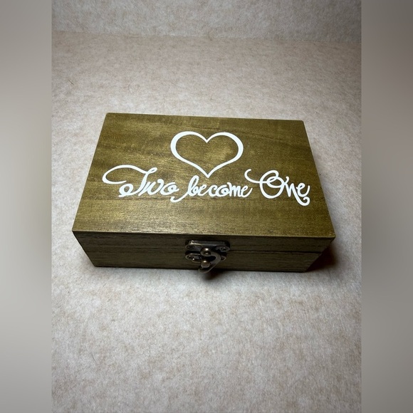 Kohl's Other - Wedding Ceremony Brown Rustic Wood Ring Holder Box Ring Bearer NWOT